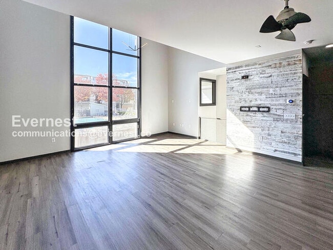 1273 MacKintosh Pknw, Atlanta, GA 30318 - photo 6