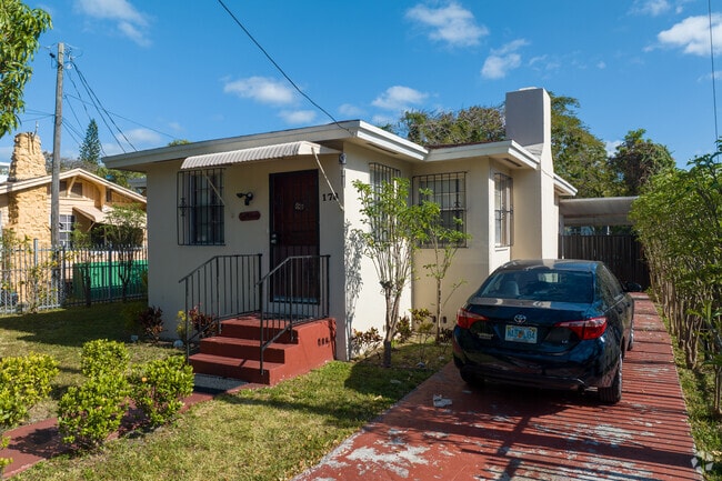 Midtown Miami doesn't have much land dedicated to single-family homes due to commerce.