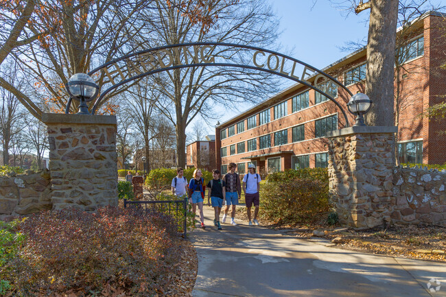 Each year, Searcy welcomes more than 3,000 undergraduate students to Harding University.