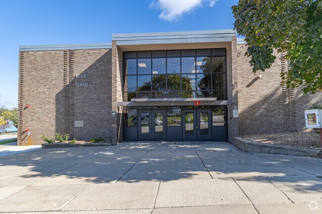 The entrance of Blair Elementary School.