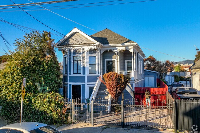 Some of the single-family homes in Jingletown tend to be Victorian designs.