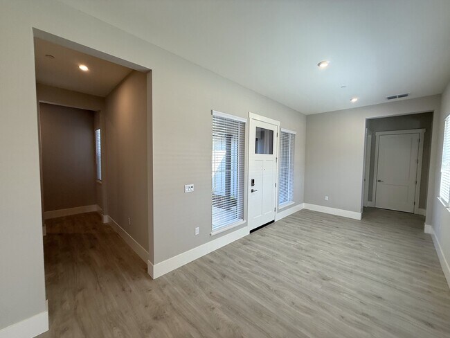 5214 Turnberry Dr, Lincoln, CA 95648 - photo 7