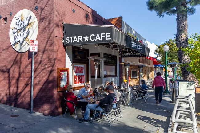 Grab some lunch from Star Cafe in Verdugo Woodlands.