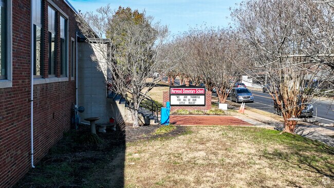 Norwood Elementary School is a small town school in Albemarle.