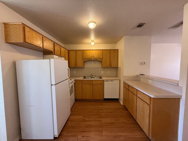 4504 Alan Kent Dr unit B, Killeen, TX 76549 - photo 5