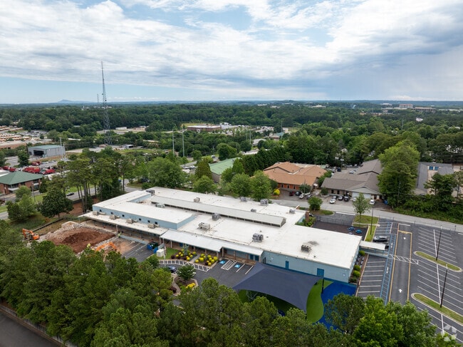 Sunshine STEM Academy offers after school and weekend STEM enrichment classes and camps.