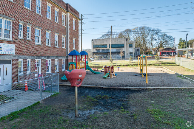 Braddy Preparatory Academy has a playground.