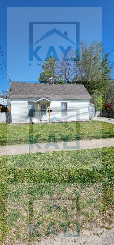 521 W High St, Springfield, MO 65803