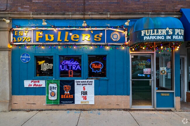 Irving Park has bars that are in walking distance for residents.