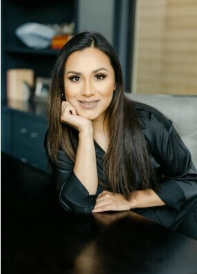 Agent Photo