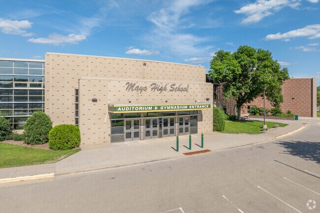 Mayo Senior High receives an A- grade from Niche.