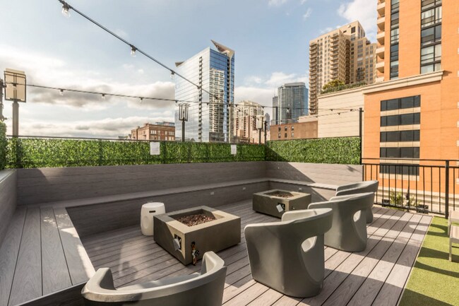 1200 S Michigan Ave unit 707, Chicago, IL 60605 - photo 2