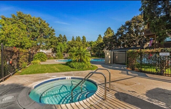 4213 La Casita Way unit 2, Oceanside, CA 92057 - photo 5