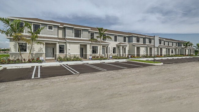 311 NE 16th St, Florida City, FL 33034 - photo 2