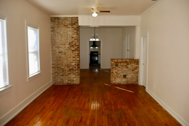 354 Charles St, Mobile, AL 36604 - photo 2
