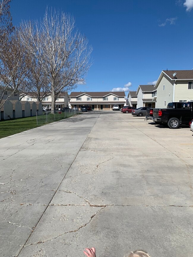 434 W 400 N, Tremonton, UT 84337 - photo 3