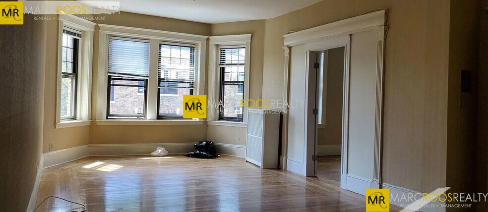 184 Saint Paul St unit 2, Brookline, MA 02446 - photo 1