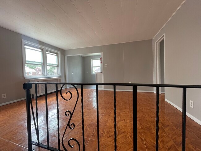 735 Audrey Dr unit 2, Rahway, NJ 07065 - photo 2