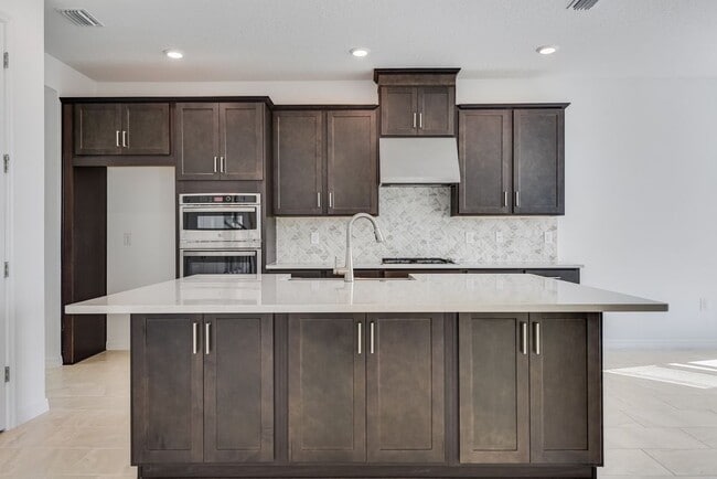 564 Moon Shell Cir, New Smyrna Beach, FL 32168 - photo 2