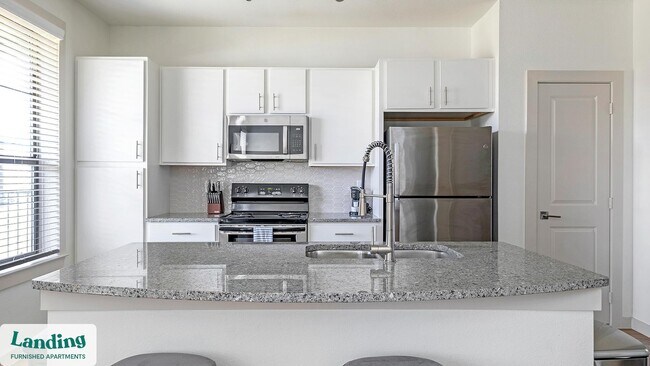 19240 Stokes Rd unit 3-104, Waller, TX 77484 - photo 5