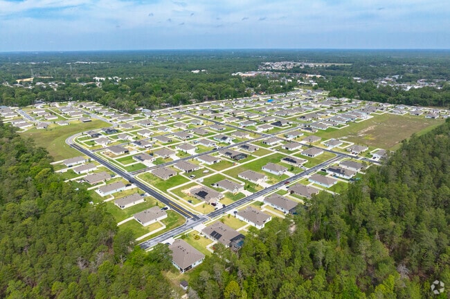 Silver Spring Shores is a neatly planned community in the heart of Central Florida.