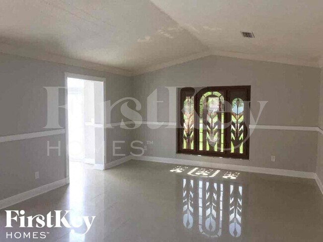 17023 SW 149th Place, Miami, FL 33187 - photo 2