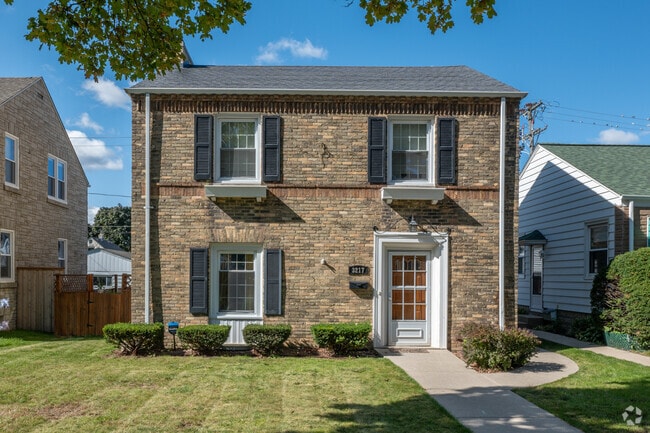 Brick Colonial style homes are lovely to see in Southgate.