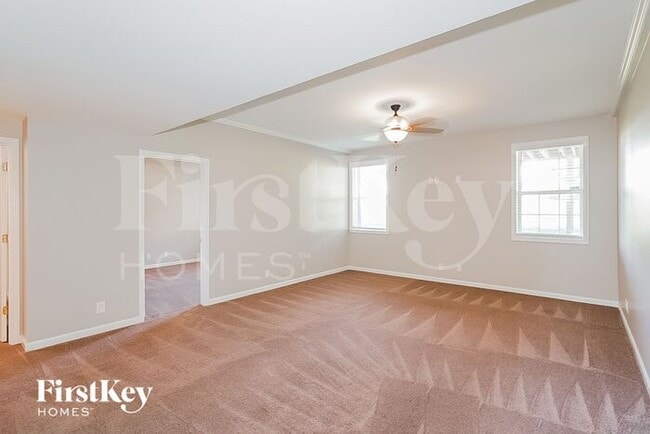 3426 N Henderson Way, Clarksville, TN 37042 - photo 7