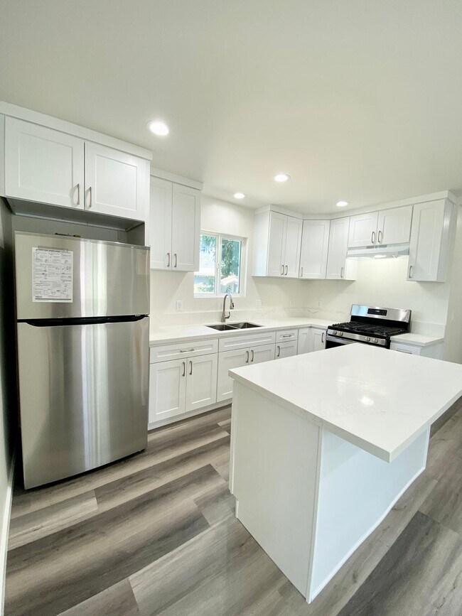 1036 E O St Unit 1, Wilmington, CA 90744