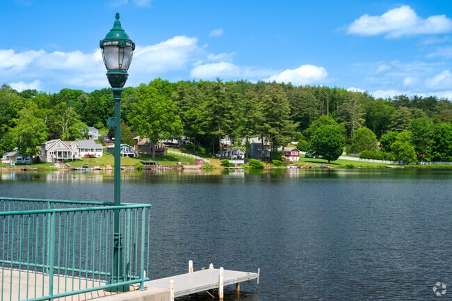 Green lampposts take part of East Brookfield's charm.