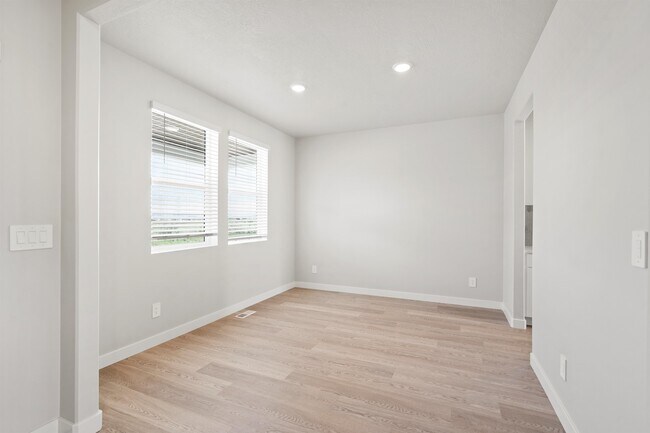 3444 S 3100 W, West Haven, UT 84401 - photo 5