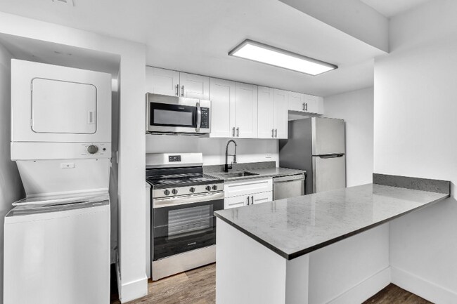 803 SW 15th Ave unit 39, Fort Lauderdale, FL 33312 - photo 2