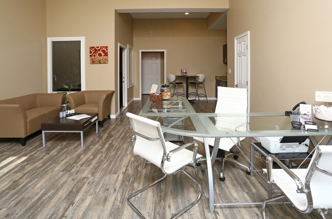 Reserves at 1150 / Parma, Parma, OH 44134 - photo 6