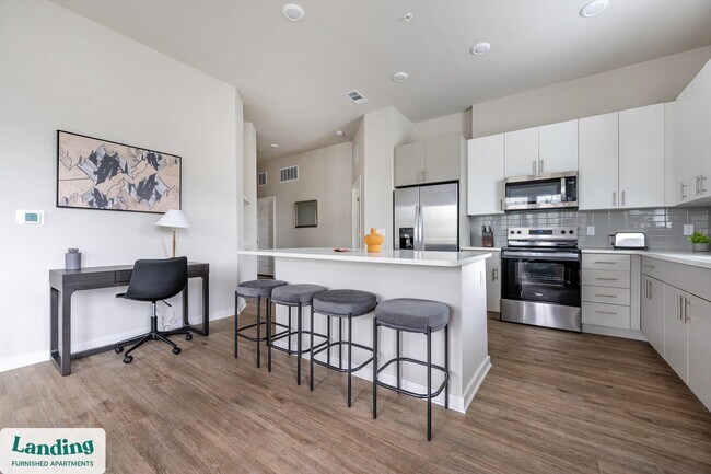 4902 Cosmos Cir unit 216.1410477, Wimauma, FL 33598 - photo 2