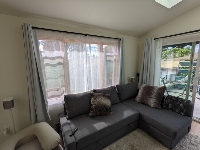 820 46th St, Oakland, CA 94608 - photo 7