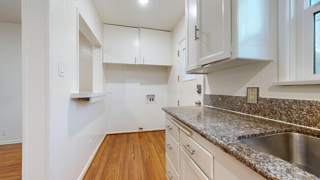 9024 Reading Ave unit 9026, Los Angeles, CA 90045 - photo 6