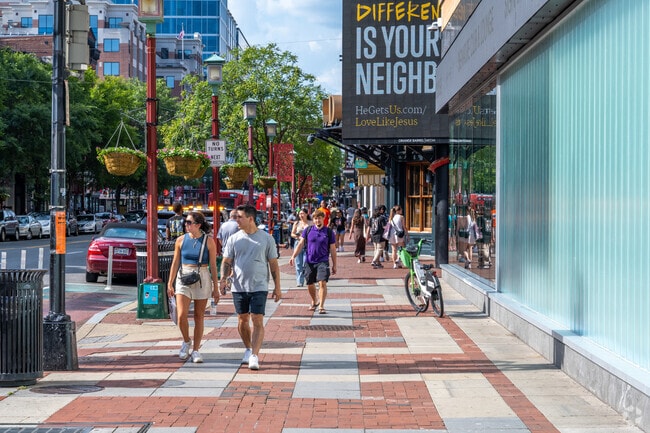 Penn Quarter and Chinatown are just a short walk away from Judiciary Square.