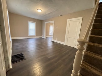 16 Victory Dr Unit 18, Pontiac, MI 48342