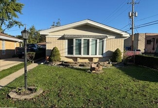 4814 Birchwood Ave, Skokie, IL 60077