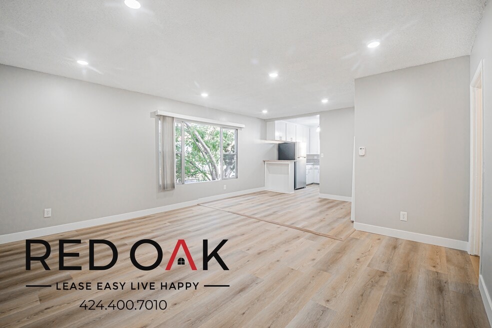 4505 Santa Rosalia Dr unit 3, Los Angeles, CA 90008 - photo 1