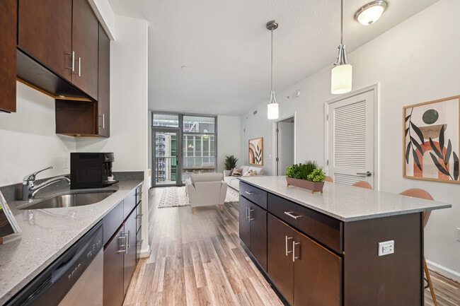 The Premier, Silver Spring, MD 20910 - photo 3