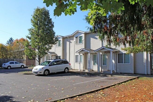 1971 SE 122nd Ave unit 2, Portland, OR 97233 - photo 3