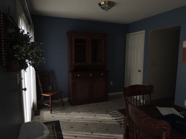 408 Knollwood Rd unit 1, Millersville, PA 17551 - photo 2