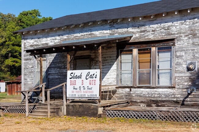 Shank Cat's BBQ is open Friday through Sunday.