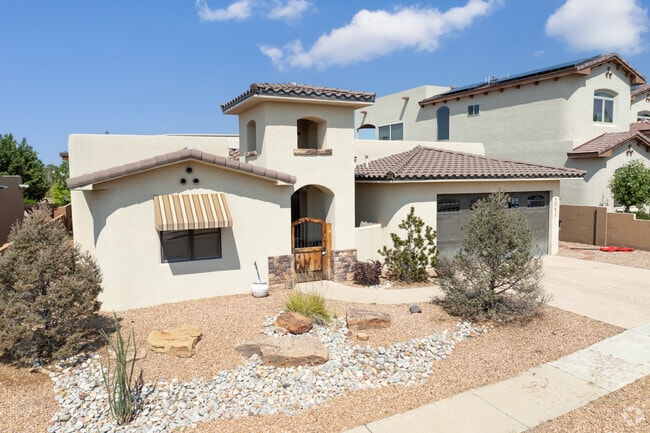 Many Spanish-influenced homes in Eagle Ranch have stucco exteriors.