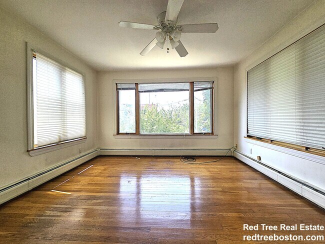 20 Willow St unit 2, Newton Center, MA 02459 - photo 3