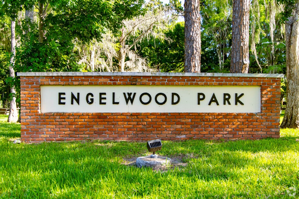 Engelwood Park