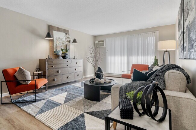 Park 85, Brooklyn Park, MN 55443 - photo 5