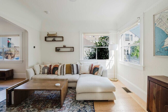 3791 Latimer Place unit ID1295155P, Oakland, CA 94609 - photo 7