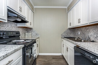 3807 Pembrook Ct, Columbus, GA 31907